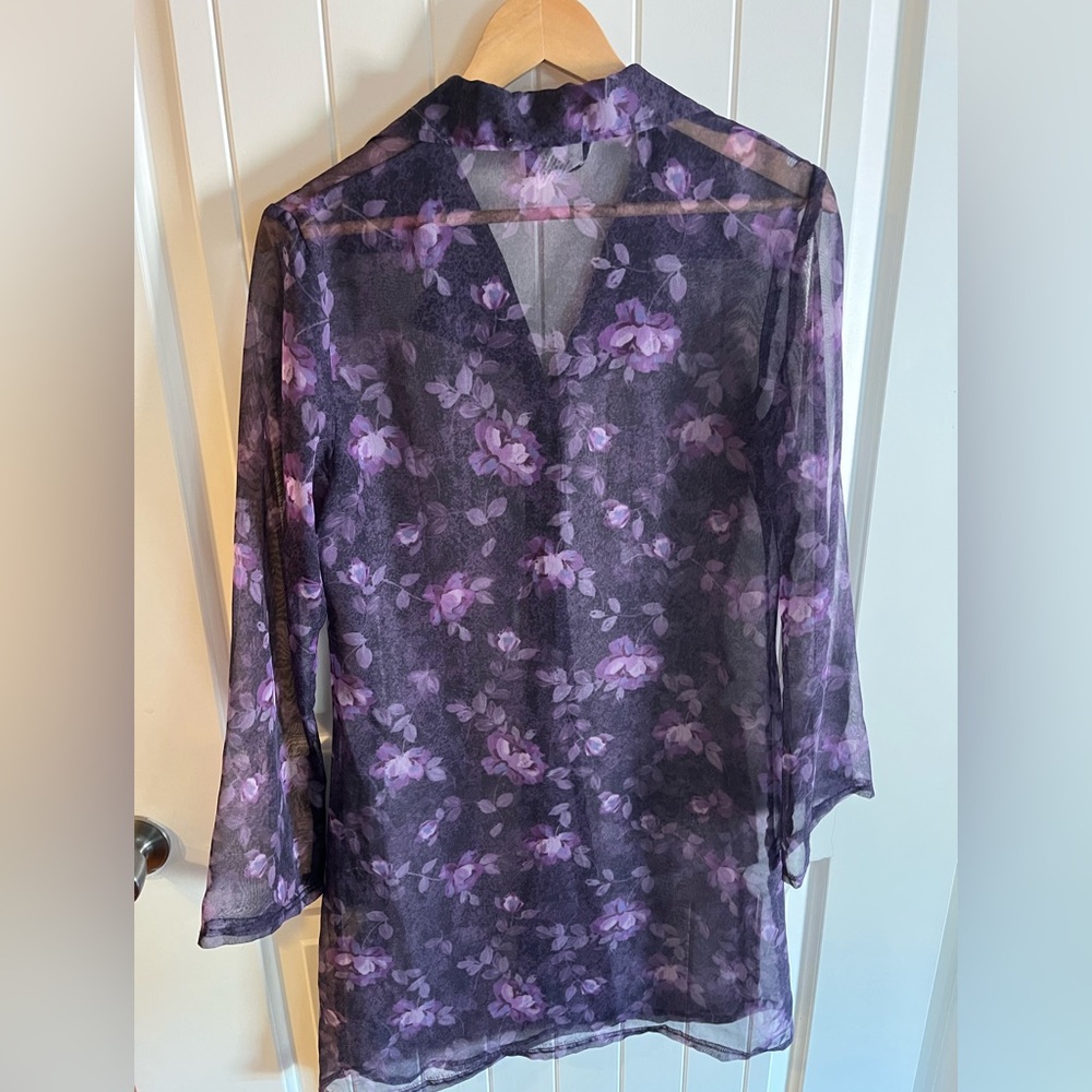 Sheer Floral Robe in Purple - Picture 7 of 7